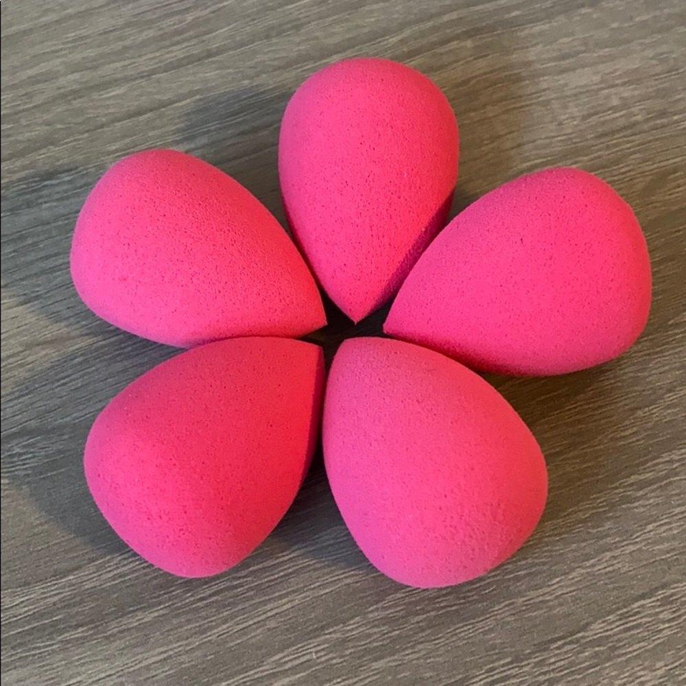 Five Mini Makeup Sponges/ Beauty Blender